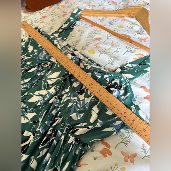 Eloquii NWT maxi dress sleeveless keyhole tie front size 14/16 green - Picture 5 of 9